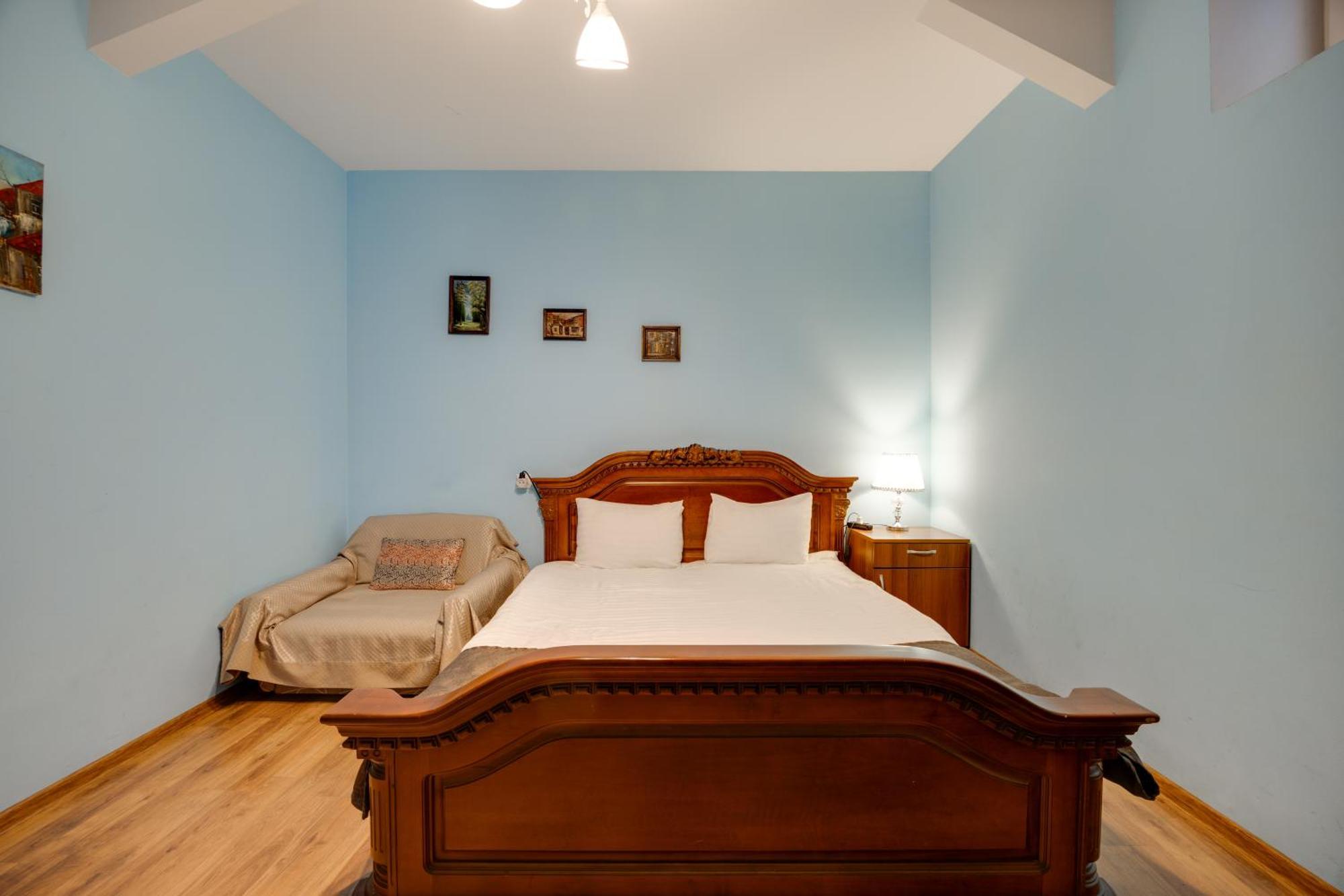Rustaveli Two Bedroom Apartment With 5 Star Location ティビリシ エクステリア 写真