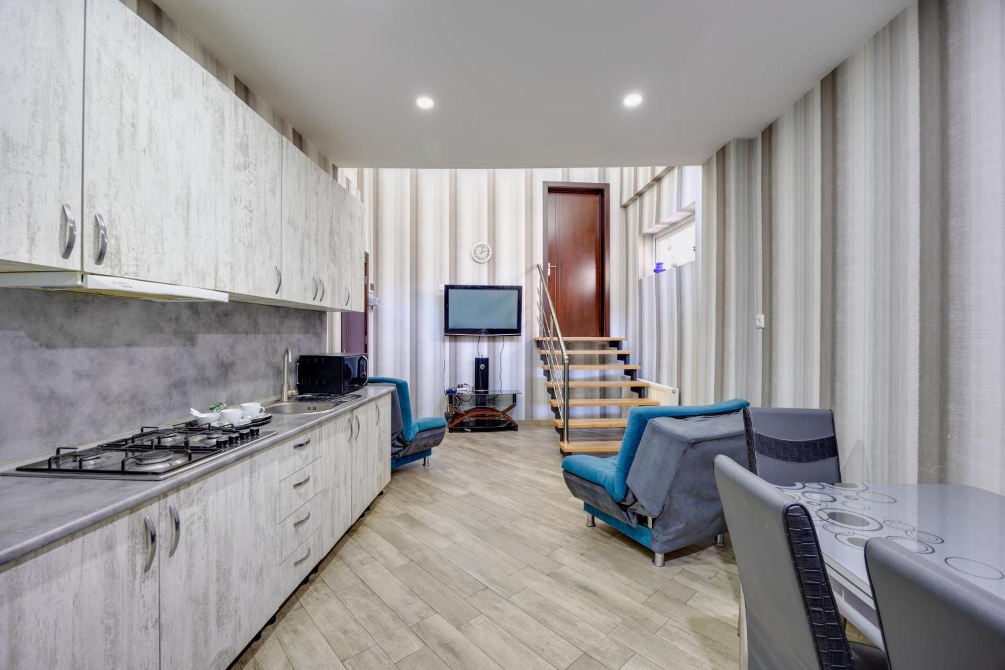 Rustaveli Two Bedroom Apartment With 5 Star Location ティビリシ エクステリア 写真